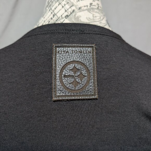 Kiya Tomlin Women's‎ Pittsburgh Steelers Black Gold Shawl Wrap 33 Patch New OS - Picture 3 of 9